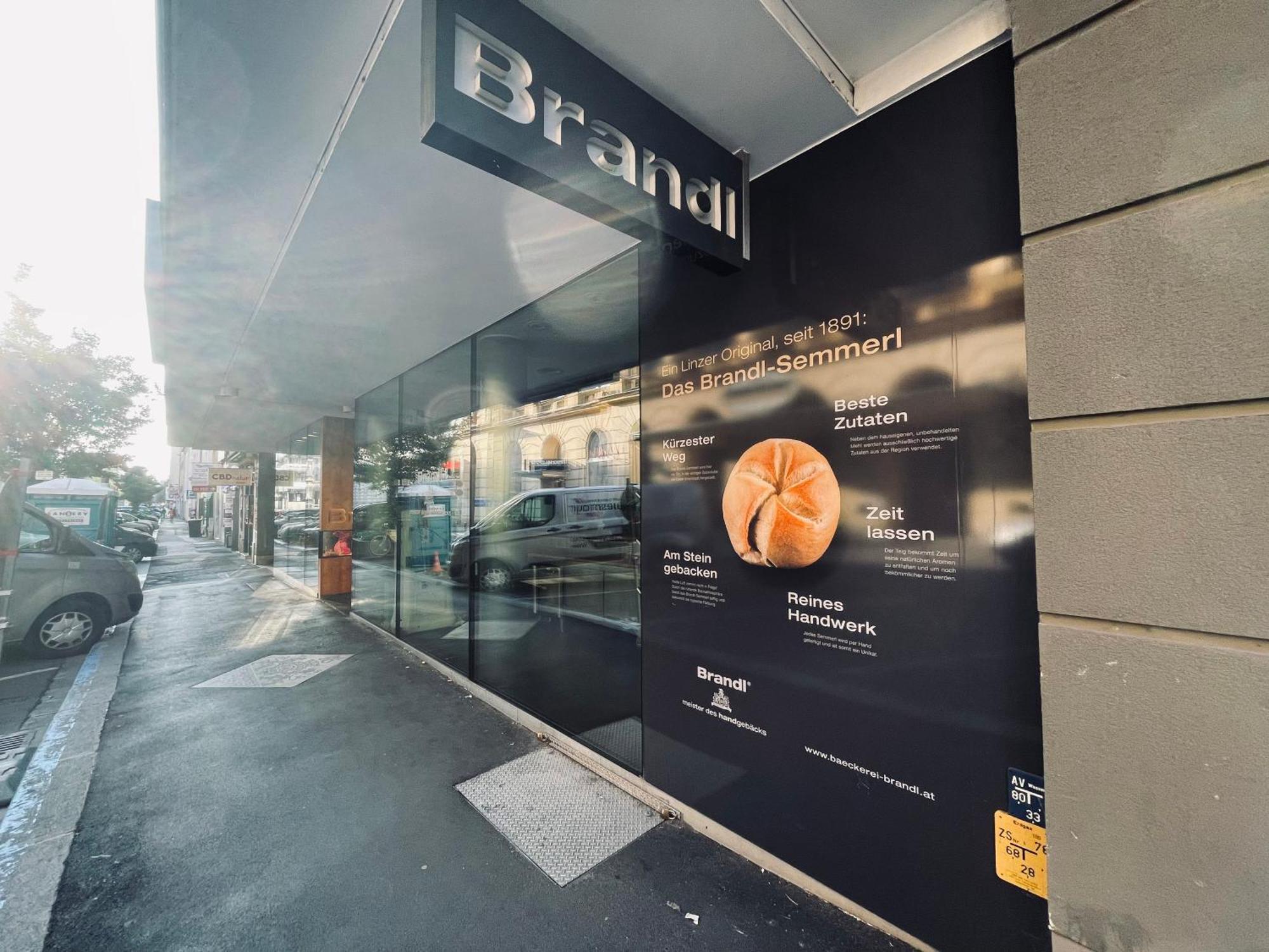 Salon Des Fleurs Linz-Landstrasse Apartment Exterior foto
