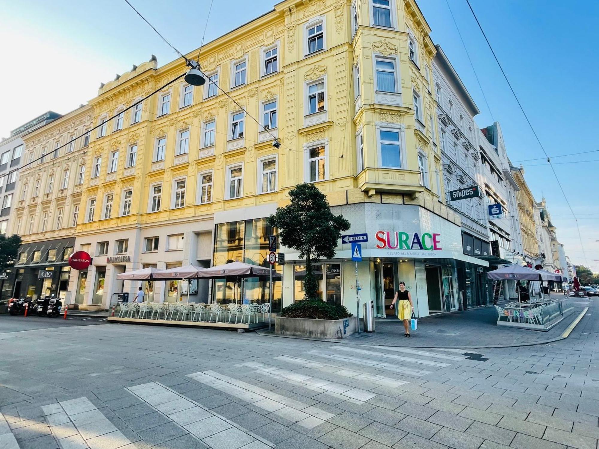 Salon Des Fleurs Linz-Landstrasse Apartment Exterior foto